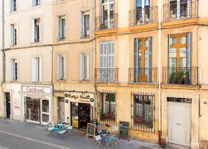 Studio Standing Plein Centre Aix